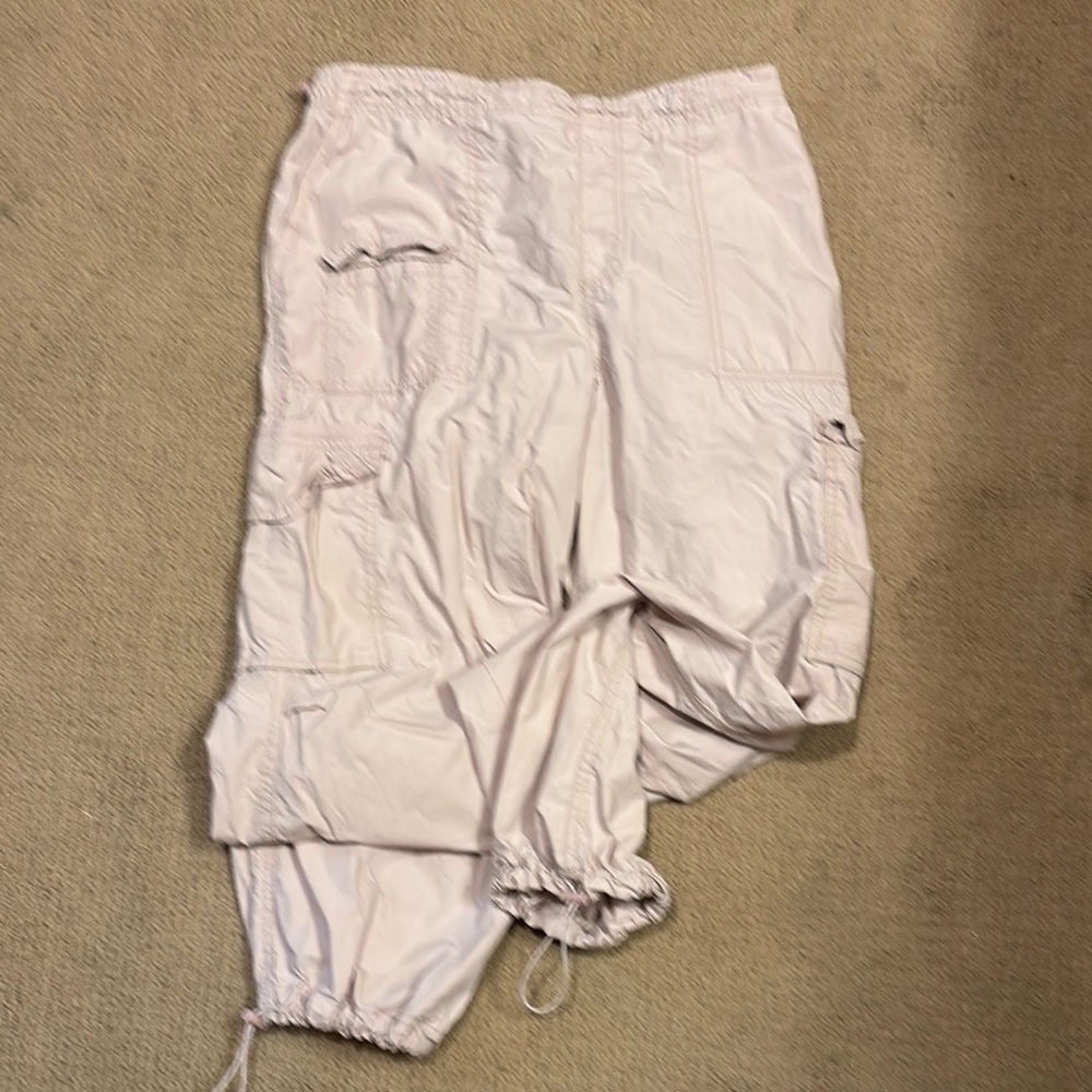 Aeropostale Cargo/parachute tan pants